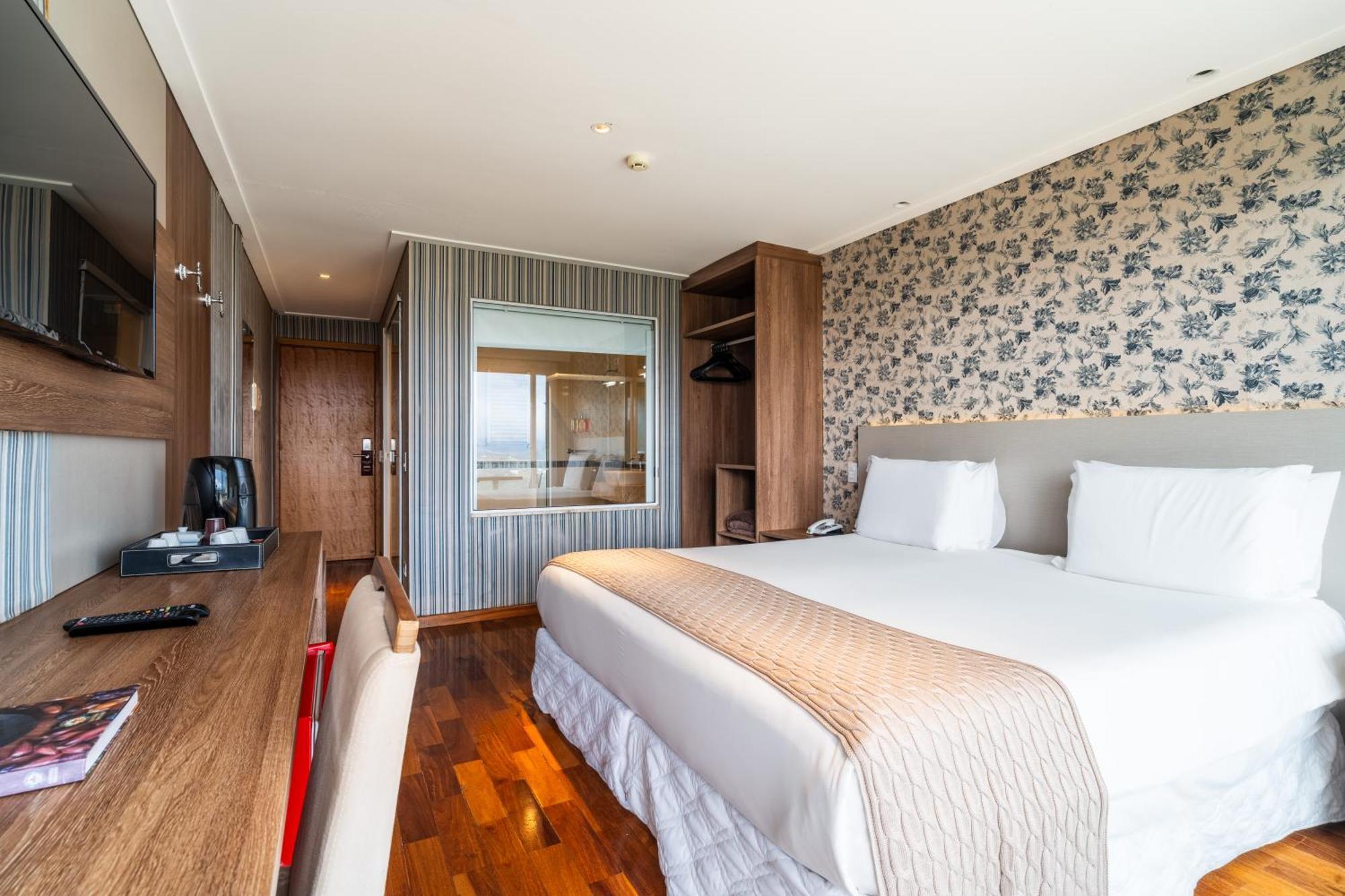 Chris Park Hotel Campos do Jordao Bagian luar foto